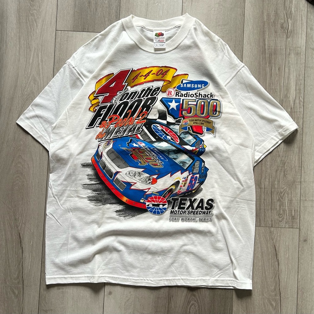 Y2K Vintage White Radioshack 500 Nascar T Shirt